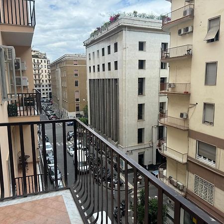 Le Dimore Di Lorenzo Napoli Dış mekan fotoğraf